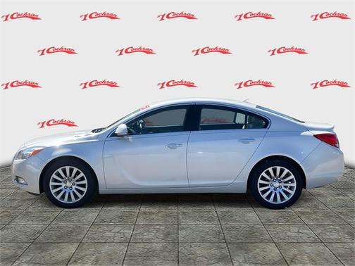 2012 Buick Regal Premium 1