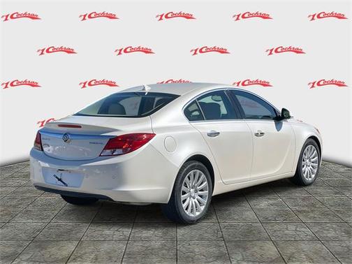 2012 Buick Regal Premium 1