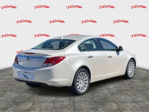 2012 Buick Regal Premium 1