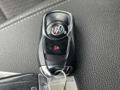 Quicksilver Metallic 2018 Buick Regal Sportback Preferred