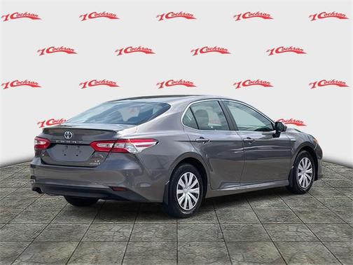 2018 Toyota Camry Hybrid LE