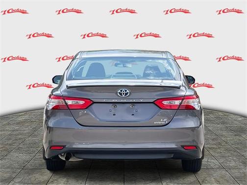 2018 Toyota Camry Hybrid LE