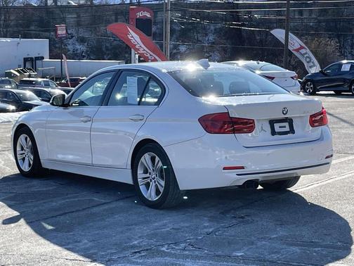 2017 BMW 330 330i