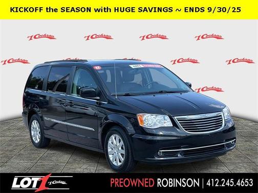 2016 Chrysler Town & Country Touring