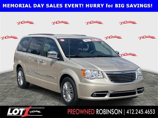 2013 Chrysler Town & Country Touring-L