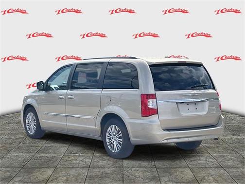 2013 Chrysler Town & Country Touring-L