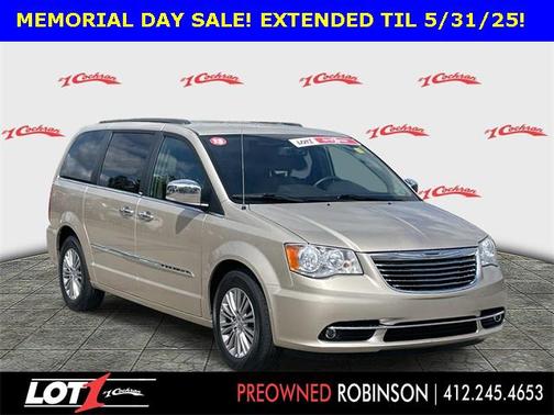 2013 Chrysler Town & Country Touring-L