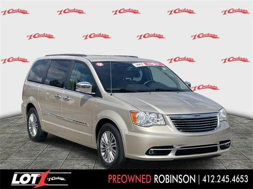 2013 Chrysler Town & Country Touring-L