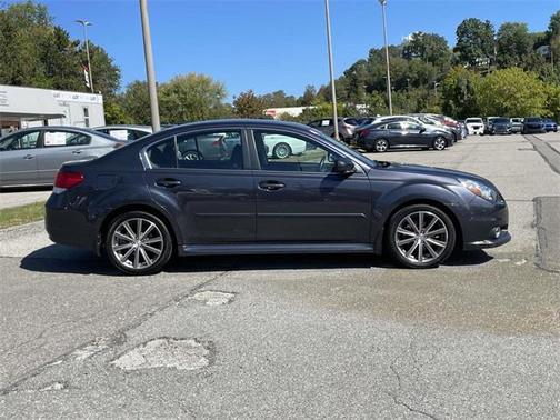 2013 Subaru Legacy Sport