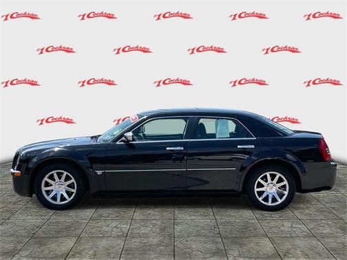 2005 Chrysler 300C Base