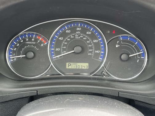 Ice Silver Metallic 2013 Subaru Forester 2.5X Premium