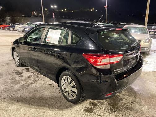 2019 Subaru Impreza 2.0i
