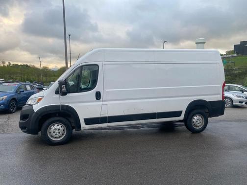 Bright White Clearcoat 2023 RAM ProMaster 2500 High Roof
