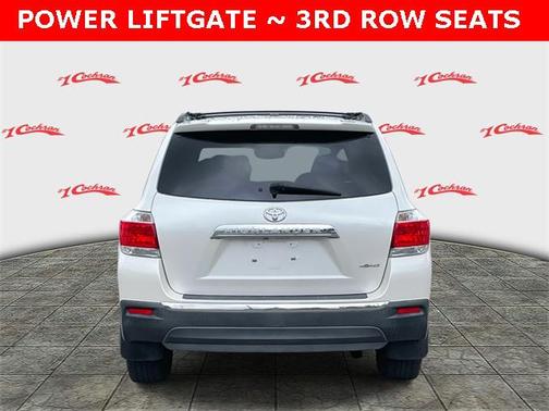 2012 Toyota Highlander SE