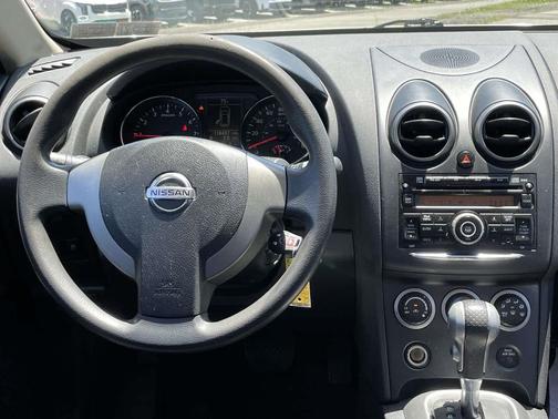Platinum Graphite 2014 Nissan Rogue Select S