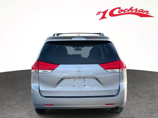 2014 Toyota Sienna LE