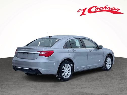 2013 Chrysler 200 Touring