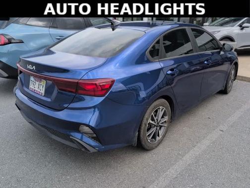 Deep Sea Blue 2022 Kia Forte LXS