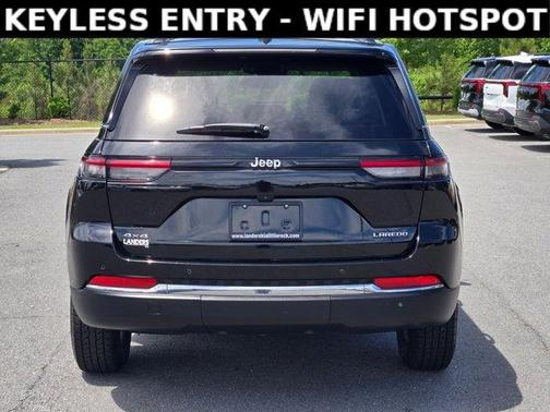 Diamond Black 2023 Jeep Grand Cherokee Laredo