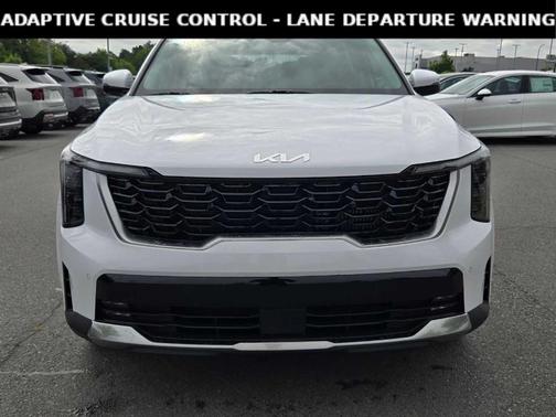 Glacial White Pearl 2025 Kia Sorento EX