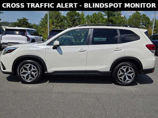 2023 Subaru Forester Premium