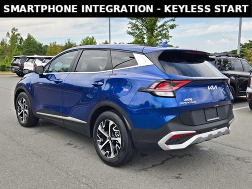 2025 Kia Sportage EX