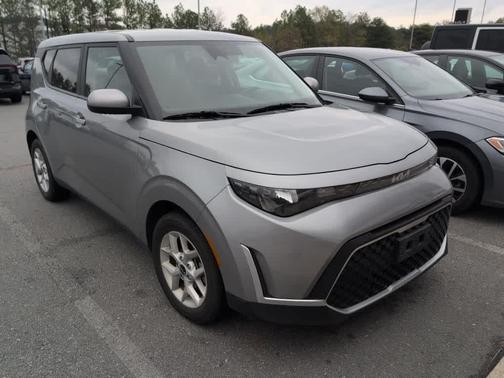2024 Kia Soul LX