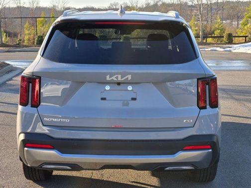 Wolf Gray 2026 Kia Sorento S