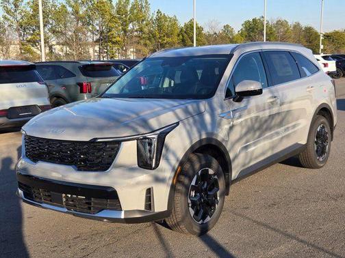 Wolf Gray 2026 Kia Sorento S