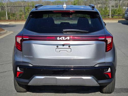 Steel Gray 2026 Kia Seltos EX