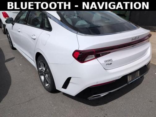 2022 Kia K5 EX