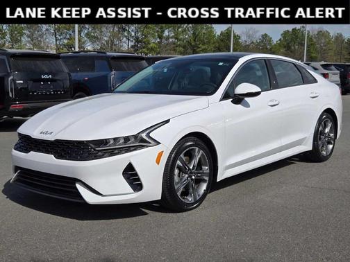 2022 Kia K5 EX