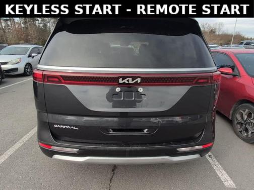 2024 Kia Carnival LX