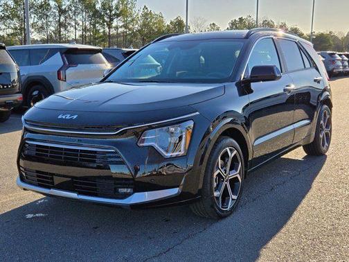 Aurora Black Pearl 2026 Kia Niro SX Touring