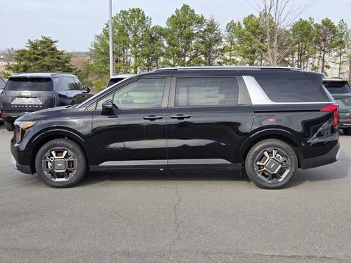 2026 Kia Carnival Hybrid EX