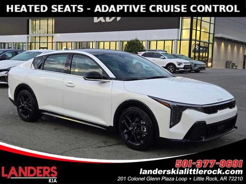 Snow White Pearl 2026 Kia K4 GT-LINE