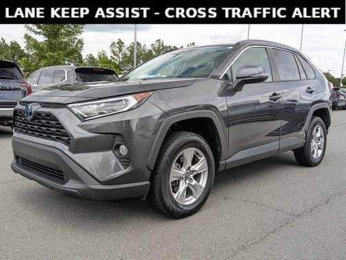 2021 Toyota RAV4 Hybrid XLE