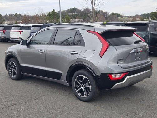 2026 Kia Niro SX