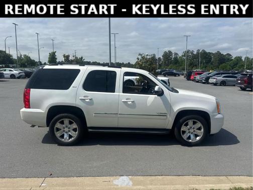 White Diamond Tri-Coat 2010 GMC Yukon SLT