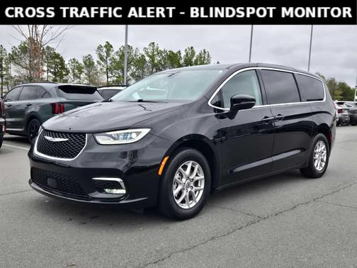 2024 Chrysler Pacifica Touring-L