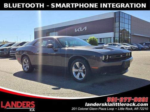 2017 Dodge Challenger SXT