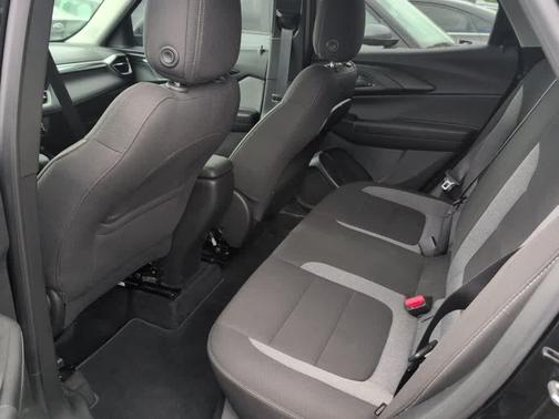 Mosaic Black Metallic 2024 Chevrolet Trailblazer LS