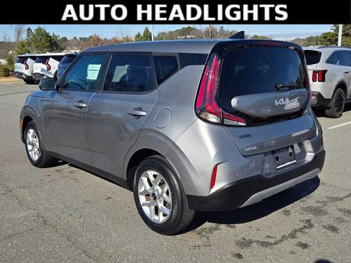 2024 Kia Soul LX