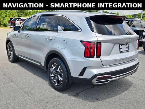 Silky Silver 2022 Kia Sorento Hybrid S