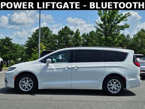 2022 Chrysler Pacifica Touring-L