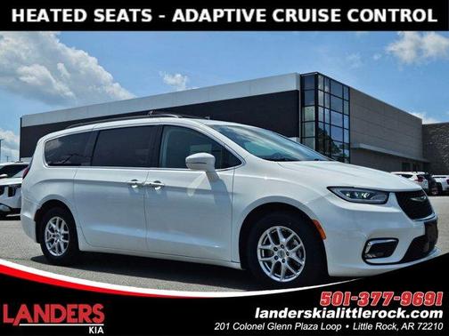 2022 Chrysler Pacifica Touring-L
