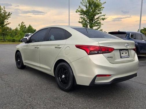 2019 Hyundai Accent SE