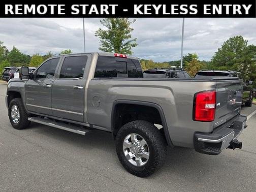 2017 GMC Sierra 2500 SLT
