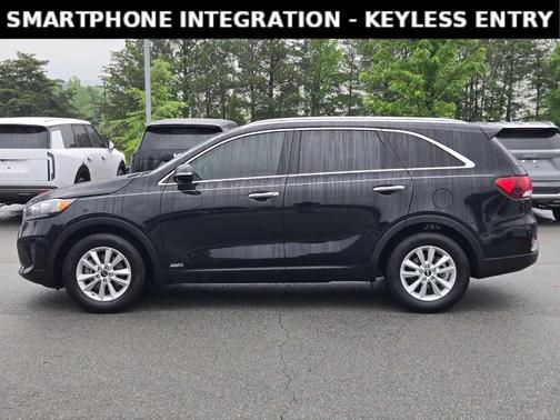 Ebony Black 2020 Kia Sorento LX