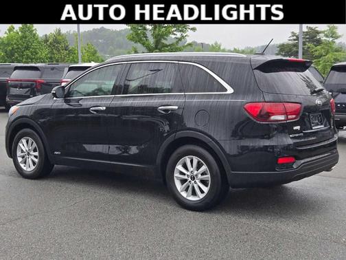 Ebony Black 2020 Kia Sorento LX